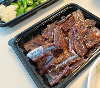 마라도푸드 포항 구룡포 햇 과메기 야채세트 마라도회식당 꽁치 — 5점을 준 리뷰어가 2024년 1월 올린 사용 사진