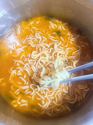 [풀무원] 자연은맛있다 정면, 백면, 홍면  세트 — 5점을 준 리뷰어가 2021년 4월 올린 사용 사진