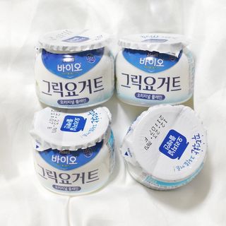 매일바이오 그릭요거트 오리지널 플레인 4개, 로스터리 커피믹스 4개 — 4점을 준 리뷰어가 2021년 12월 올린 사용 사진