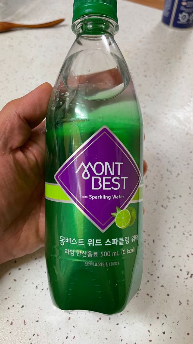 Montbest with Sparkling water Lime20병 리뷰 사진