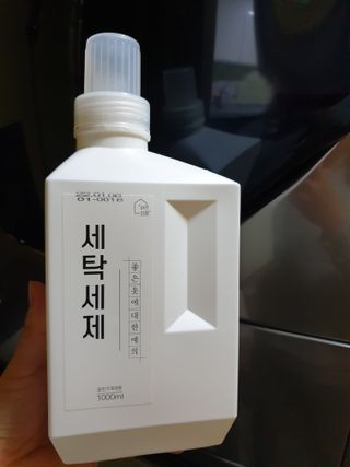 (주)바른양품 바른양품 친환경 세탁세제 1L — 5점을 준 리뷰어가 2022년 2월 올린 사용 사진