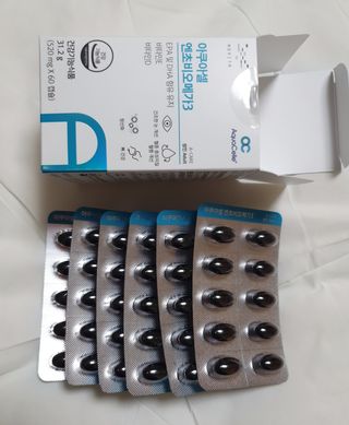 메디포스트 모비타 아쿠아셀 엔초비오메가3 60캡슐 — 5점을 준 리뷰어가 2022년 11월 올린 사용 사진