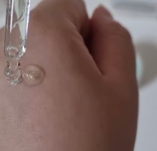 [녹산] 그린 솔루션 멀티 수분 앰플 + 그린 솔루션 멀티 수분크림 — 5점을 준 리뷰어가 2022년 11월 올린 사용 사진