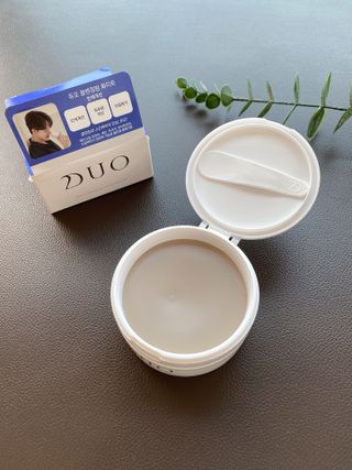 듀오코리아 [듀오] 피부맞춤형 저자극 클렌징밤 1종 랜덤발송 (모공케어,안색개선,안티에이징,블랙헤드) — 5점을 준 리뷰어가 2022년 8월 올린 사용 사진