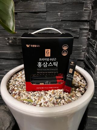 [푸름웰니스] 프리미엄 6년근 홍삼스틱 3mg x 100포 — 5점을 준 리뷰어가 2022년 3월 올린 사용 사진