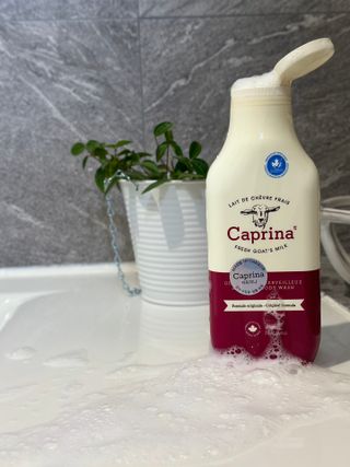 카프리나 프레쉬 산양밀크 어메이징 바디워시 500ml (오리지널향) — 5점을 준 리뷰어가 2023년 8월 올린 사용 사진