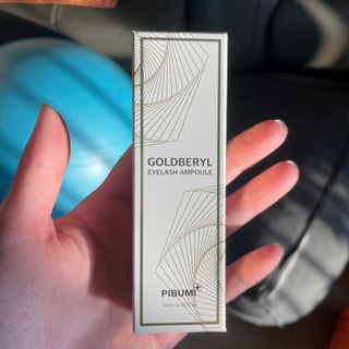 피부미 골드베릴 아이래쉬 앰플 10ml — 5점을 준 리뷰어가 2021년 10월 올린 사용 사진