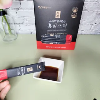 [푸름웰니스] 프리미엄 6년근 홍삼스틱 3mg x 100포 — 5점을 준 리뷰어가 2022년 3월 올린 사용 사진
