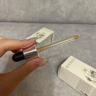 보타니티 [홍]조[진]정[결]케어 플라본 부스터 210ml / 플라본 세럼 50ml — 4.5점을 준 리뷰어가 2022년 7월 올린 사용 사진