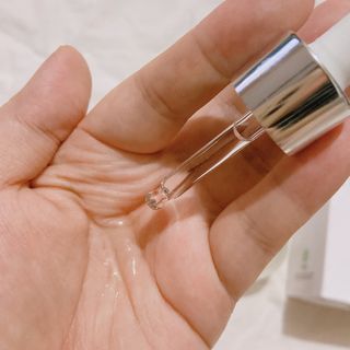 브에노 파리퀸 윌 페이스 오일 — 5점을 준 리뷰어가 2021년 6월 올린 사용 사진