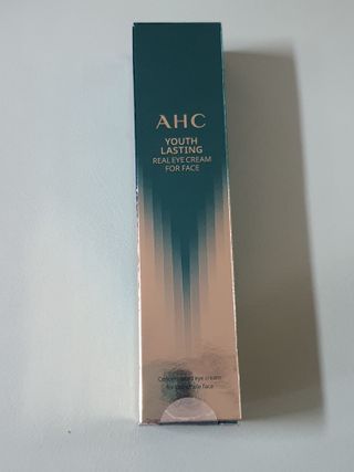 [NEW 탄력유턴 아이크림] AHC 유스 래스팅 리얼 아이크림 포 페이스 — 5점을 준 리뷰어가 2021년 2월 올린 사용 사진