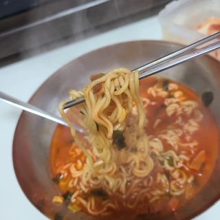 [풀무원] 자연은맛있다 정면, 백면, 홍면  세트 — 5점을 준 리뷰어가 2021년 4월 올린 사용 사진