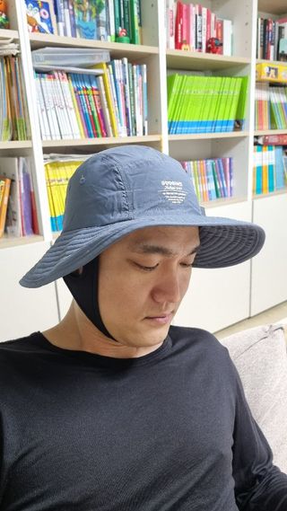 구김스★ [방수/UV차단]베이직 서핑햇 1.0 비치햇/해변모자/등산모자 *컬러 선택 가능 — 4점을 준 리뷰어가 2024년 12월 올린 사용 사진
