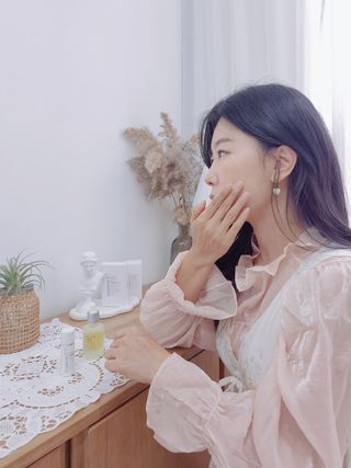 Free [비타브리드]피부를 위한 비타민C 조합! 비타브리드C12 듀얼 드롭 세럼&페이스 브라이트닝+ — 5점을 준 리뷰어가 2023년 10월 올린 사용 사진