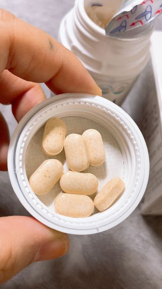 프리마인 평생 써야하는 관절의 건강을 위한 완벽설계 솔루션 관절n마디케어 플러스 120정 — 4점을 준 리뷰어가 2021년 9월 올린 사용 사진
