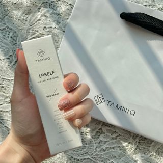 탐니크 러셀브 우먼 솔리드 퍼퓸 — 5점을 준 리뷰어가 2020년 12월 올린 사용 사진
