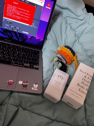 줄라이 모닝 _ JULY MORNING 줄라이모닝 하이드레이팅 퍼퓸드 바디앤핸드 에멀젼 — 5점을 준 리뷰어가 2022년 3월 올린 사용 사진