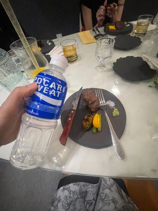 [동아오츠카] 포카리스웨트  500ml PET + 이온워터 500ml PET — 4.5점을 준 리뷰어가 2025년 6월 올린 사용 사진
