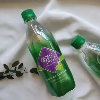 몽베스트 Montbest with Sparkling water Lime20병 — 5점을 준 리뷰어가 2022년 9월 올린 사용 사진