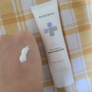 바노바기 코스메틱 바노바기 밀크씨슬 리페어 시카 선스크린 플러스 50ml — 5점을 준 리뷰어가 2023년 3월 올린 사용 사진