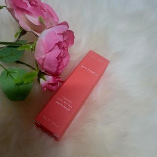 스킨큐어 산다화 카멜리아 안티 링클 멀티밤 — 5점을 준 리뷰어가 2022년 10월 올린 사용 사진