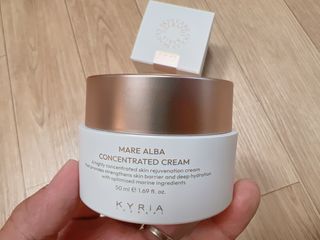 키리아 테라피 N[키라아 테라피] 마레 알바 컨센트레이티드 크림 50ml — 4점을 준 리뷰어가 2024년 8월 올린 사용 사진