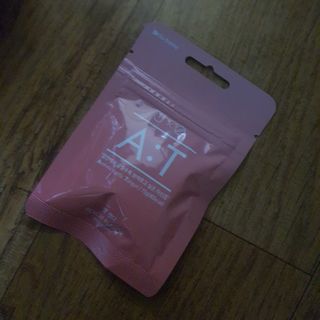 입 냄새 완화에 도움을 주는 에티켓 캔디 복숭아맛 앳캔디 — 4.5점을 준 리뷰어가 2020년 12월 올린 사용 사진