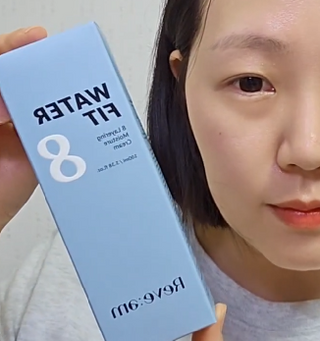 나우 [리브엠]피부 속부터 겹겹이, 촘촘하게! 워터핏8중 수분착붙 크림 — 5점을 준 리뷰어가 2024년 12월 올린 사용 사진