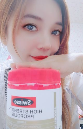 Swisse 스위스 고함량 프로폴리스 2,000mg 210정 — 5점을 준 리뷰어가 2021년 3월 올린 사용 사진