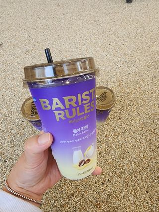 바리스타룰스 돌체 라떼 — 5점을 준 리뷰어가 2023년 4월 올린 사용 사진