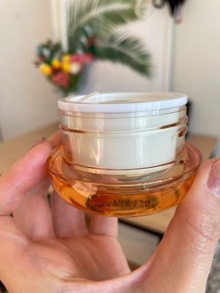 자민경 크레마카라콜 울트라 프로폴리스 하이드라 인텐스 크림 50ml — 4.5점을 준 리뷰어가 2021년 1월 올린 사용 사진