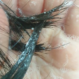 르핸스 퍼포밍 5 샴푸 비반트 포렛/베티버 포그 — 5점을 준 리뷰어가 2022년 12월 올린 사용 사진