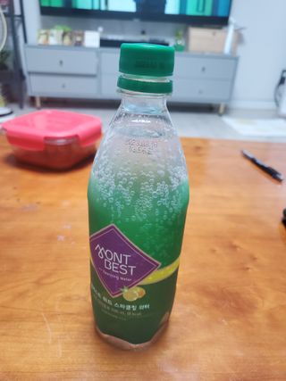 몽베스트 Montbest with Sparkling water Lemon OR Lime 20병(랜덤) — 5점을 준 리뷰어가 2022년 5월 올린 사용 사진