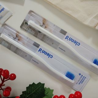 주식회사 클린디 [클린디] 파우치에 쏙 넣어 밖에서도 치아건강🦷 챙기기 [맞춤 칫솔 + 치약  + 파우치 구성] — 5점을 준 리뷰어가 2021년 12월 올린 사용 사진