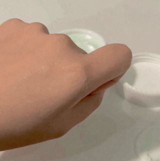 엔디어고 햄프에너지 베리어 크림 50ml — 5점을 준 리뷰어가 2022년 11월 올린 사용 사진