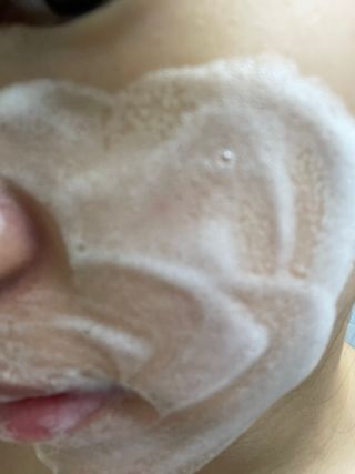 비프리코스메틱 허니 스킨 클렌징폼 150ml — 5점을 준 리뷰어가 2023년 2월 올린 사용 사진