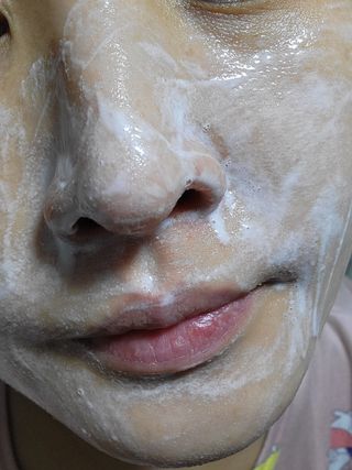 비알티씨 BRTC 시카 바이옴 블랙헤드 클렌징 폼 150ml — 3.5점을 준 리뷰어가 2022년 12월 올린 사용 사진
