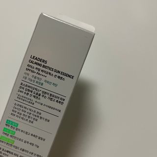리더스코스메틱 리더스 카밍 바이오틱스 선 에센스 SPF 50+ PA++++ — 3점을 준 리뷰어가 2022년 8월 올린 사용 사진