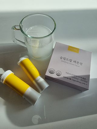 [슬림드랍] 건기식 다이어트 보조제 겸 비타민 — 5점을 준 리뷰어가 2021년 12월 올린 사용 사진