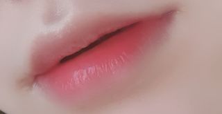 [후르디아] 올리브영 꿀과즙 립밤 2종 (블루베리/석류) — 5점을 준 리뷰어가 2022년 1월 올린 사용 사진