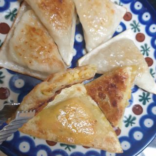 (주)성경순만두 곤약만두.콘치즈만두,삼각당면만두,당면 야끼만두,대구전통 납작만두,떡뽁이 매콤소스,달콤소스 — 4점을 준 리뷰어가 2023년 4월 올린 사용 사진