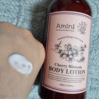 아미니 플라워테라피 바디로션  500ml 시리즈 — 5점을 준 리뷰어가 2021년 4월 올린 사용 사진