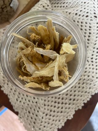 [펫시밀] 원물그대로 강원도 인제군 용대리 무염황태채 60g 강아지 고양이 프리미엄 수제간식 — 5점을 준 리뷰어가 2023년 11월 올린 사용 사진