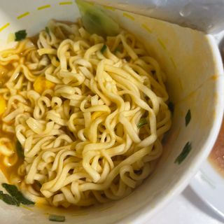 NISSIN 닛신 컵누들  4종 - 씨푸드오리지날, 씨푸드 스파이시, 씨푸드 커리, 씨푸드 XO소스 — 5점을 준 리뷰어가 2023년 1월 올린 사용 사진