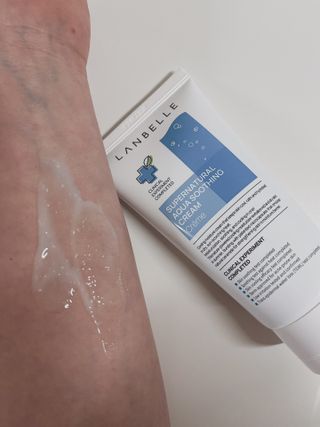 랑벨 수퍼내츄럴 아쿠아 수딩 크림 100ml — 5점을 준 리뷰어가 2022년 4월 올린 사용 사진