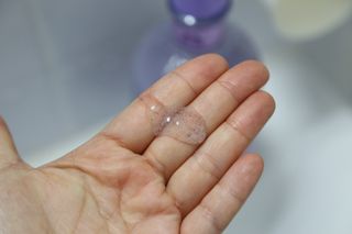 벨먼 내추럴스파 수분광채 스크럽 바디워시 600ml 5종 — 5점을 준 리뷰어가 2022년 5월 올린 사용 사진