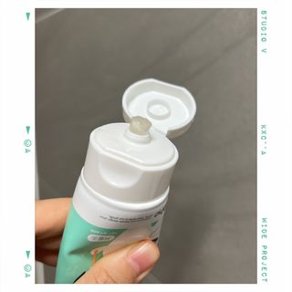 닥터데디스 안심저불소 키즈치약 (라즈베리, 청포도향 중 택 1) 60g +  여행용 미니 치약 15g — 5점을 준 리뷰어가 2022년 10월 올린 사용 사진