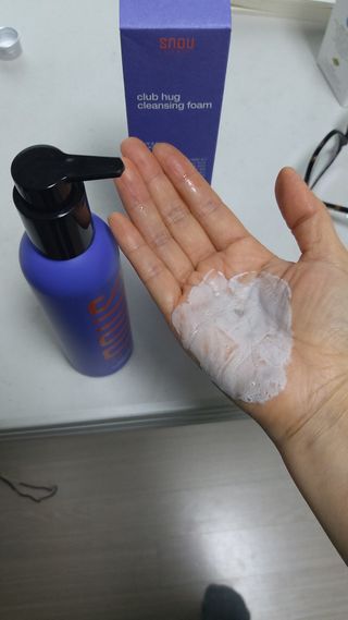 자민경 스노우포맨 클럽 허그 클렌징 폼 200ml — 5점을 준 리뷰어가 2021년 1월 올린 사용 사진