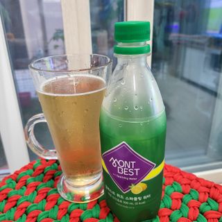 몽베스트 Montbest with Sparkling water Lemon OR Lime 20병(랜덤) — 5점을 준 리뷰어가 2022년 6월 올린 사용 사진