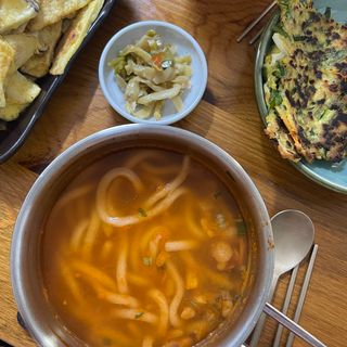 루시델리 야미하우스 홍콩 스파이시 프리미엄 짜사이 무침 500g — 5점을 준 리뷰어가 2024년 6월 올린 사용 사진